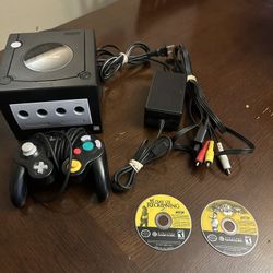 Black Nintendo GameCube With Games 