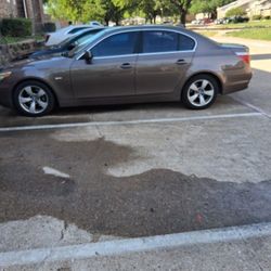 2004 BMW 530i