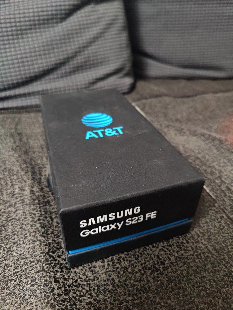 Samsung Galaxy S23 FE - 128GB (UNLOCKED)