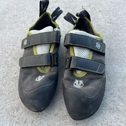 Evolv Rock Climbing Shoes - Size 9.5