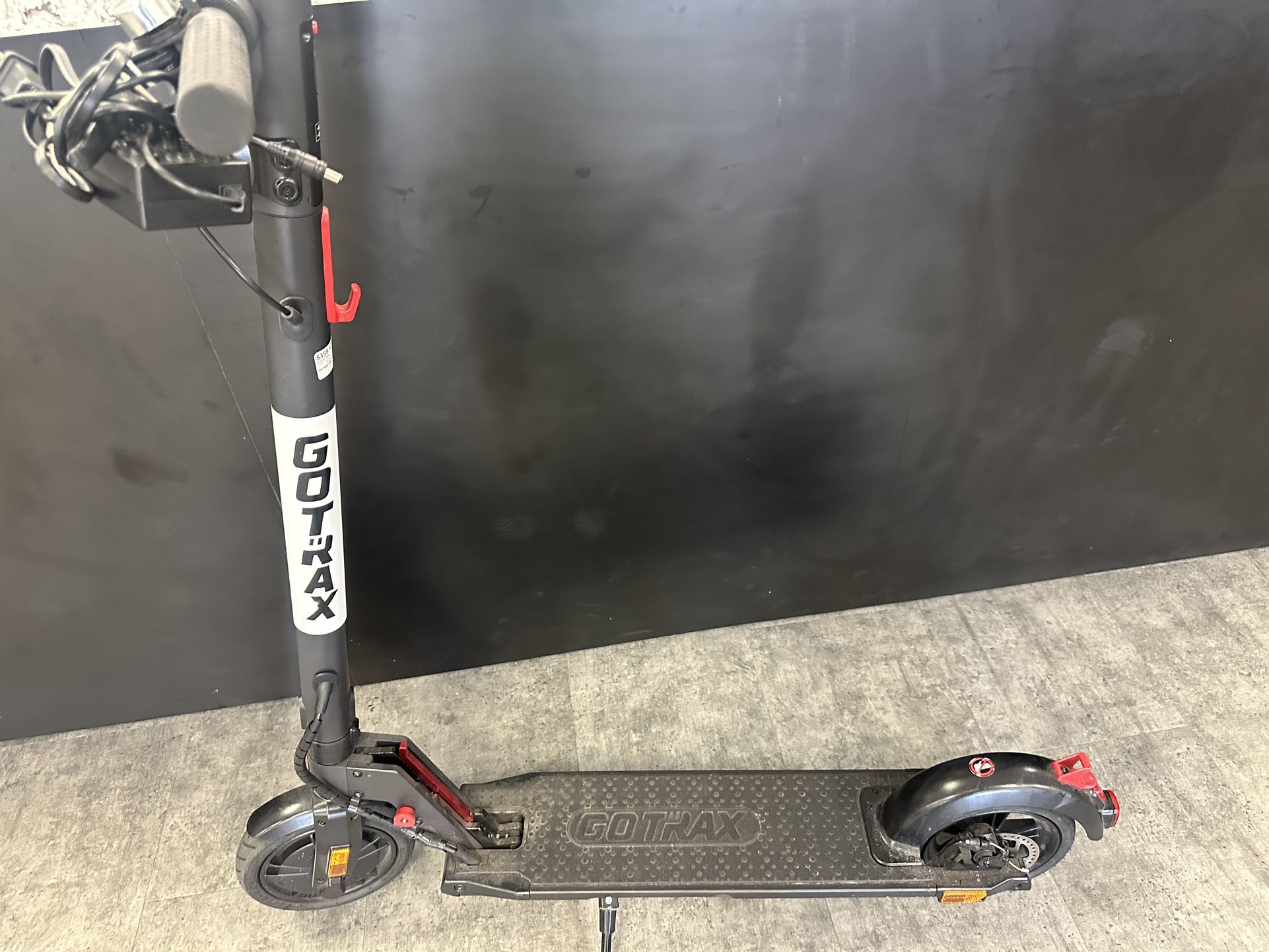 Go trax Electric Scooter 