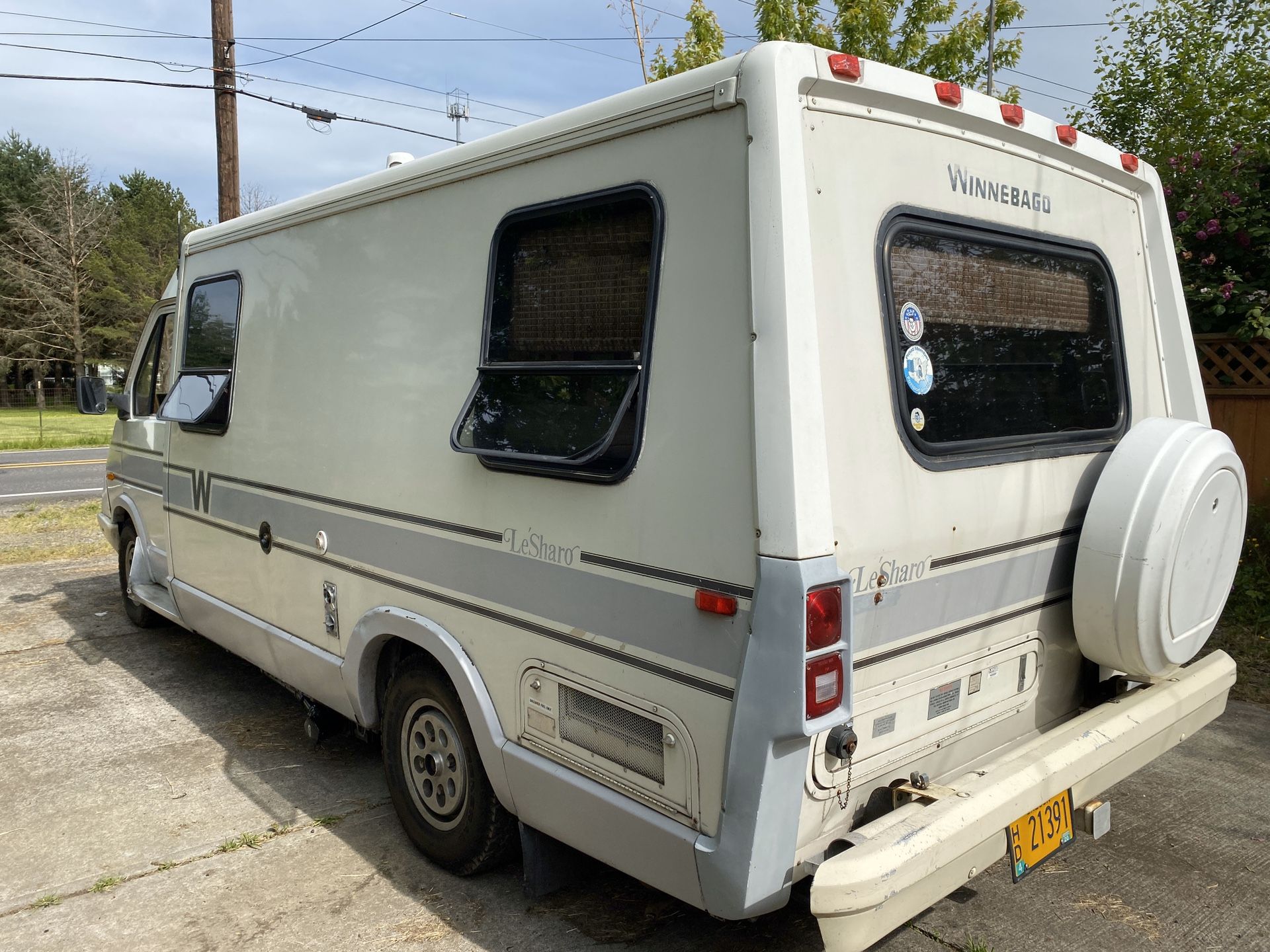 1986 LESharo Winnebago 4cyliinders 17 to 22 miles for Sale in Portland