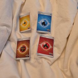 4 Japanese Energy Pokrmon Cards!