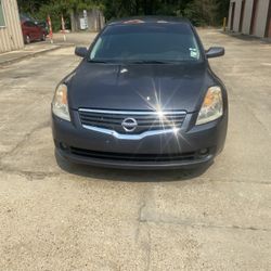 Nissan Altima 