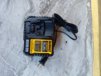 DEWALT DCB1104 12V/20V Battery Charger