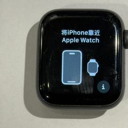 Apple Watch Series 4 Nike + New Band $50 OBO