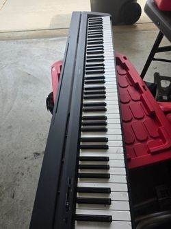 Yamaha P-71