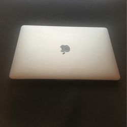 MacBook Pro (13-inch, 2017, Two Thunderbolt 3 ports) 