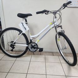 Like-New Pacific Elmwood Comfort Bike – 26" Wheels, 21-Speed (Tags Still On!)Like-New Pacific Elmwood Comfort Bike – 26" Wheels, 21-Speed (Tags Still 