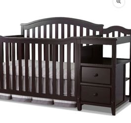 Sorelle Furniture Berkley Crib and Changer with Slat Panel Back Classic -in- Convertible Diaper Changing Table Non-Toxic Finish Wooden Baby Bed Toddle