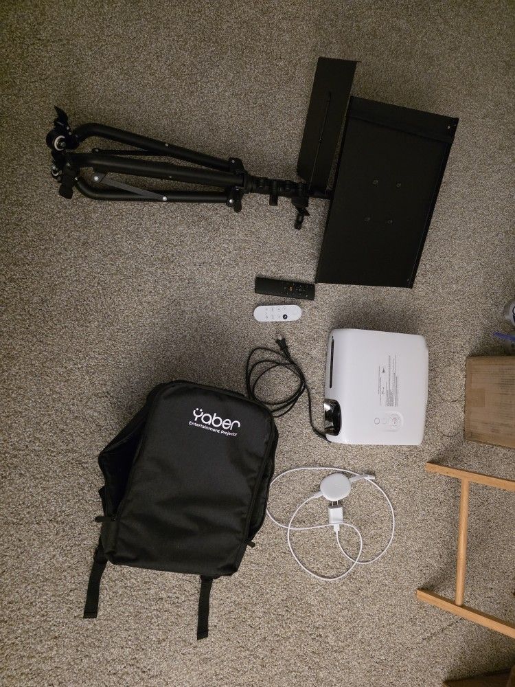 Yaber Projector