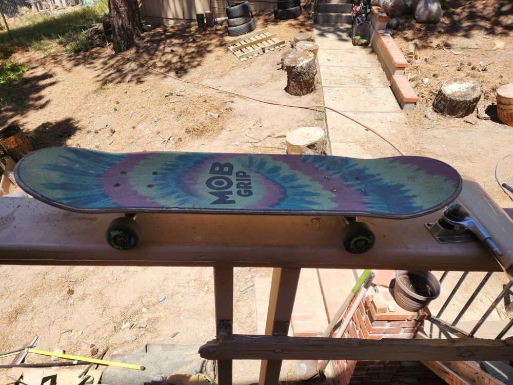 Skateboard , Tony Hawk Trucks, New Grip