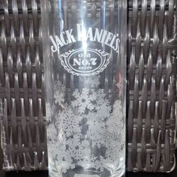 Jack Daniel’s Snowflake Highball Glass (only 1)