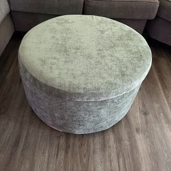 Ottoman With Storage 