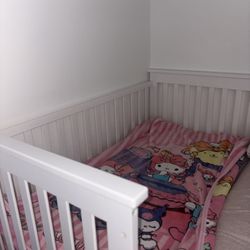 Delta baby crib