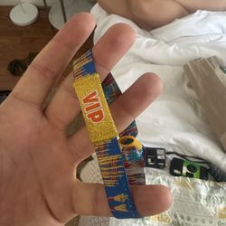 VIP band Coachella Weekend 1 
