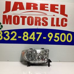 2010  2011 2012 TOYOTA TUNDRA HEADLIGHT 