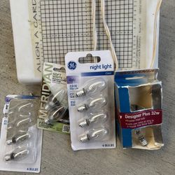 Stencil, Light Table With Stencils And Extra