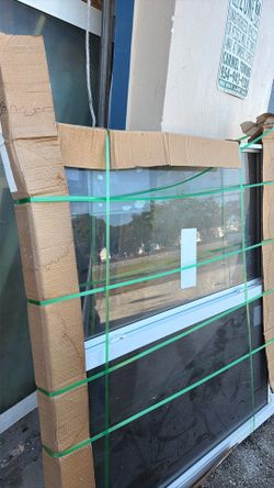 Sh Impact Window 52 X  60 