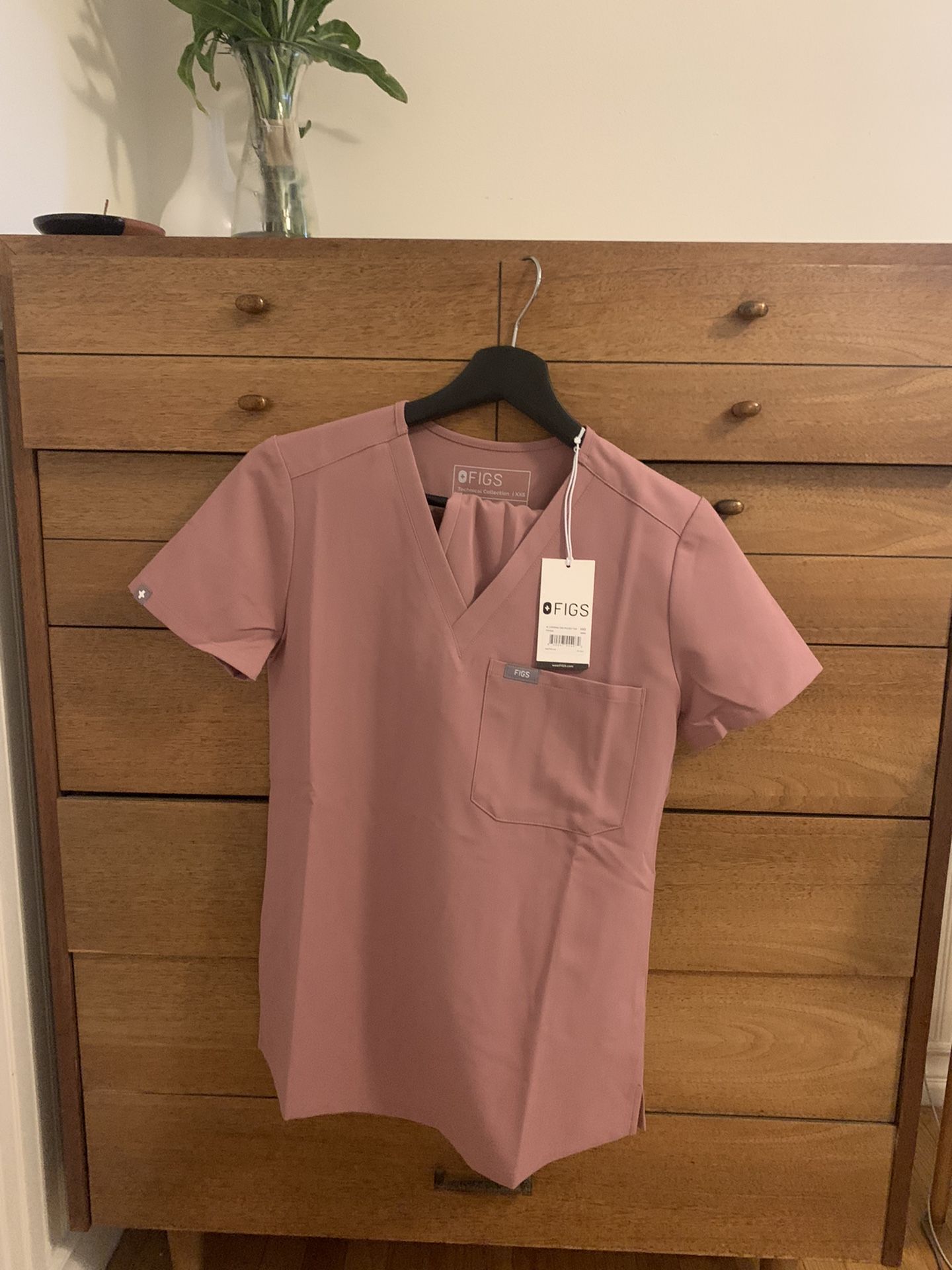 Womens FIGS Mineral Mauve Scrub Set