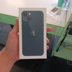 iPhone 13