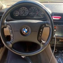 2002 BMW 325