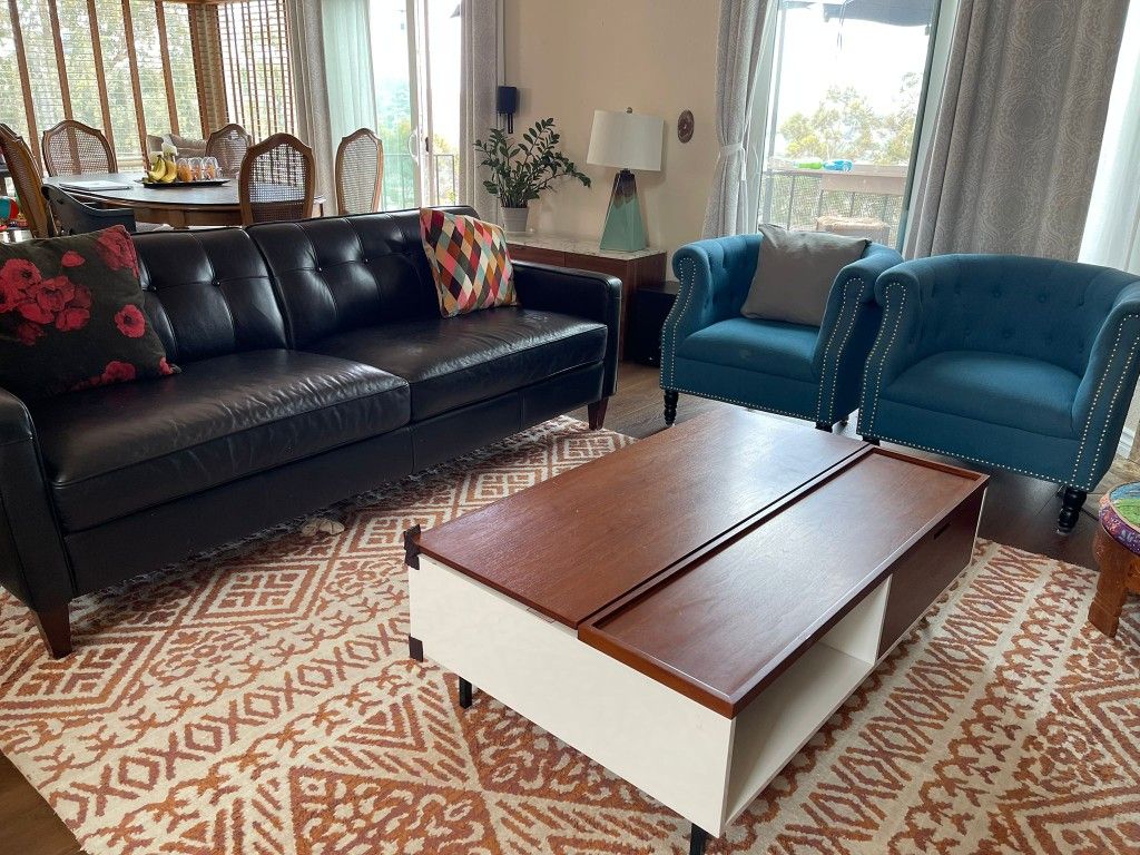 Living Room Set (Couch, Accents Chairs & Coffee Table)