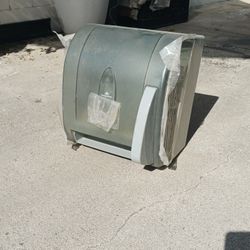 Paper Towel Dispenser