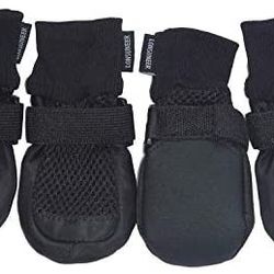 Brand LONSUNEER Dog Boots Breathable Protect Paws Soft Nonslip 
New without tags 
Size xl