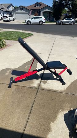 Adjustable Weight Bench