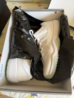 Jordans Size: 7-8.5