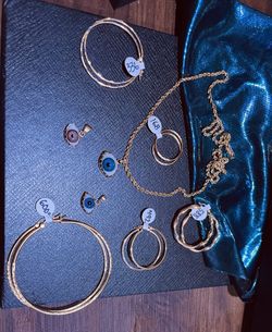 Diferentes arracadas 14 Kts 