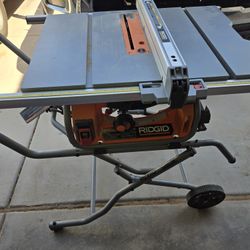 Ridged 10" Table Saw