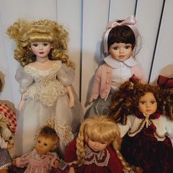 Porcelain Dolls Vintage Collection 