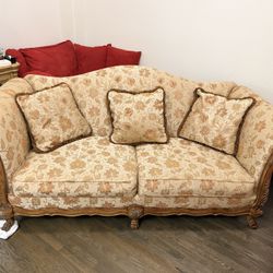 Schnadig Luxury Sofa – Solid Wood Frame – High End