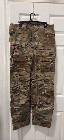 Camouflage Pants (36R)