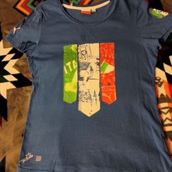 Blue Puma t-shirt with Italia design.