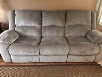 Power Recliner sofa with USB charging ports (87”W x 40”H x 38”D)