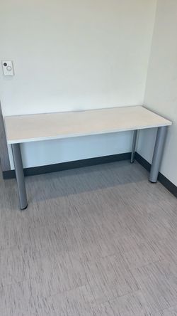 Desk Table