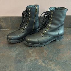 Ugg Women’s Combat Style Leather Boots