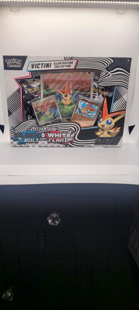Pokemon Cards Victini Illustration Collection Box