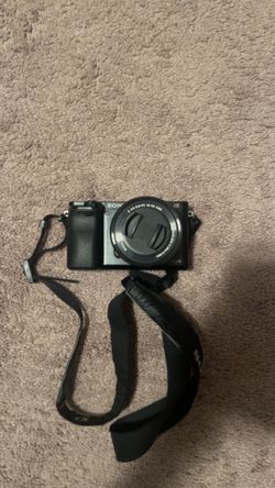 Sony a6000 with battery grip