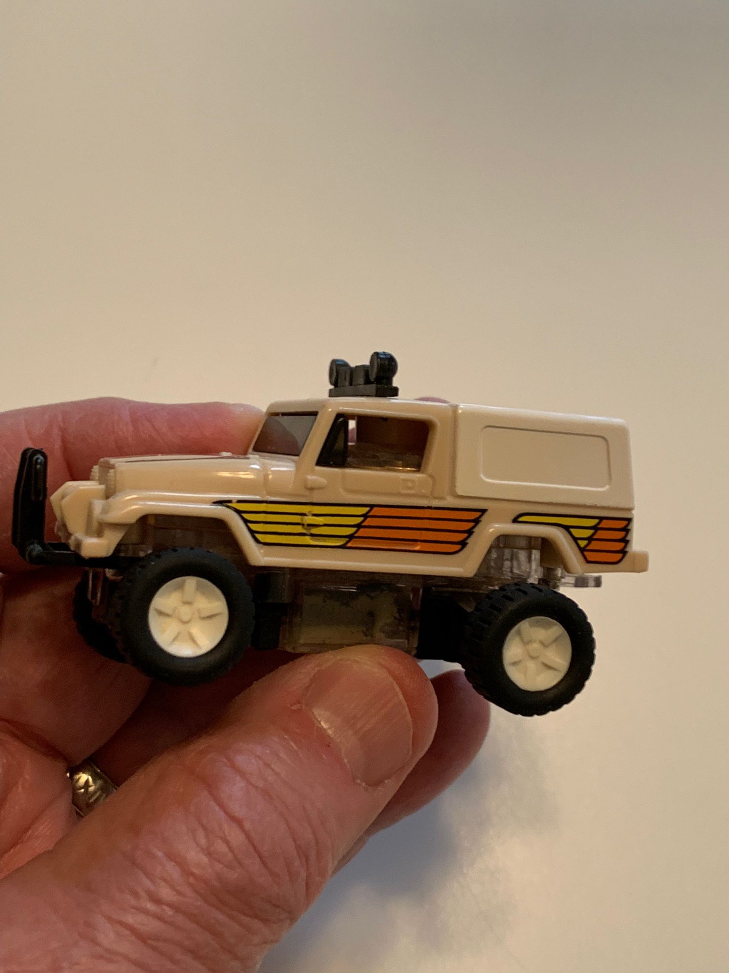 Vintage 1982 TOY MATTEL 4x4 POWER DEVILS SCRAMBLER- Motorized(no batteries required)