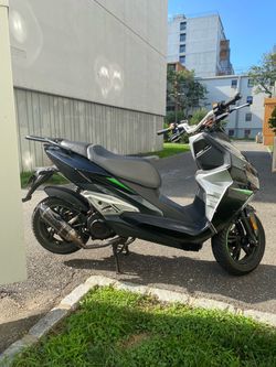 Custom R9 150 cc