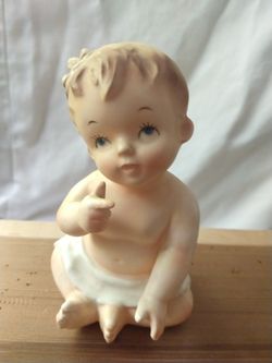 Narco baby fine porcelain figurine 1961