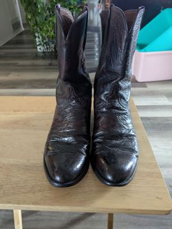 Lucchese Boots Cherry Black size 8-1/2