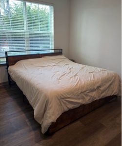 California King Industrial Wood and Metal Bed Frame