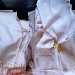 Pink Napkins + Gold Napkin Rings 