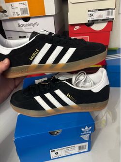 New-Adidas Gazelle Size 9M