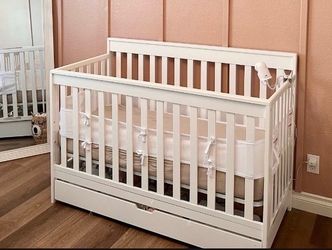 Wood Baby Crib with Drawer